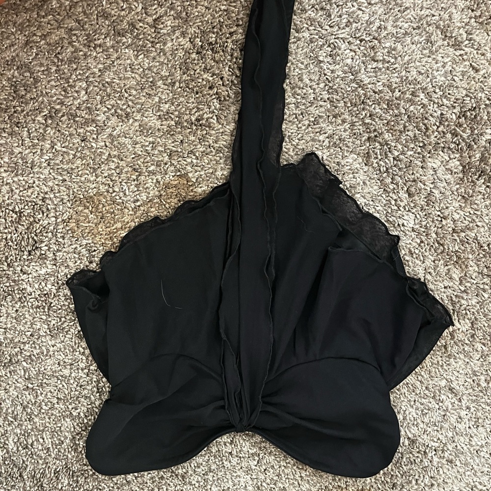 SHEIN Black Crop Top